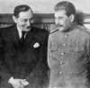 • Československý premiér Zdeněk Fierlinger a J. V. Stalin po podepsání dohody o Podkarpatské Rusi.